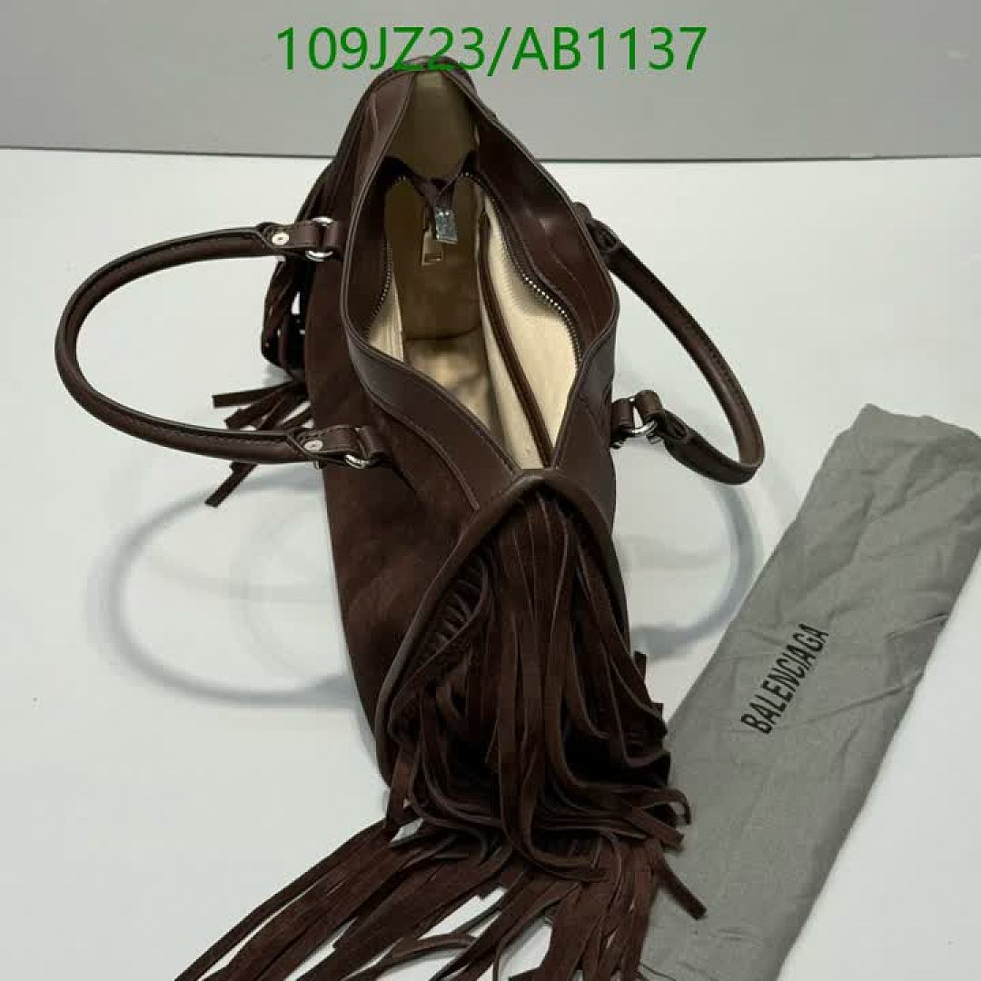 Balenciaga-Bags4A Quality Code: AB1137 $: 109USD