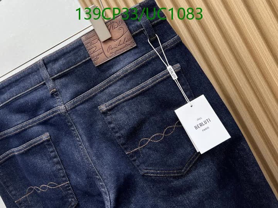 Burberry-Clothing Code: UC1083 $: 139USD