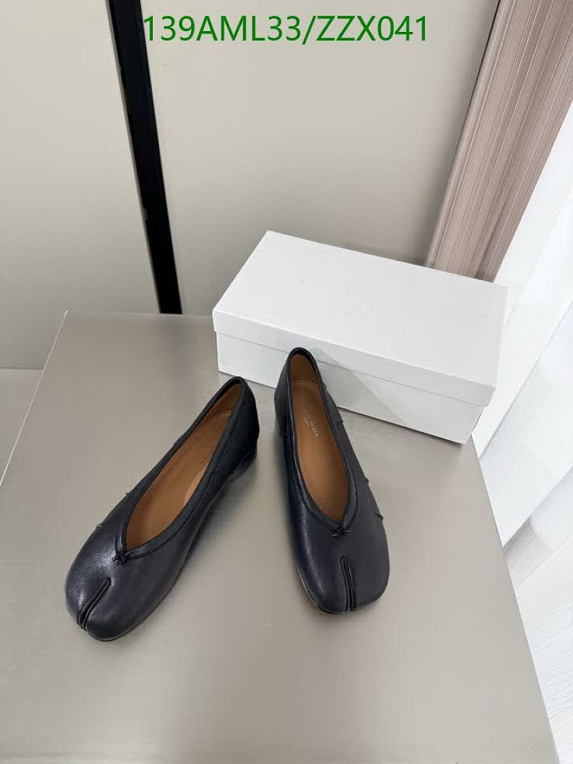MM6-Women Shoes Code: ZZX041 $: 139USD