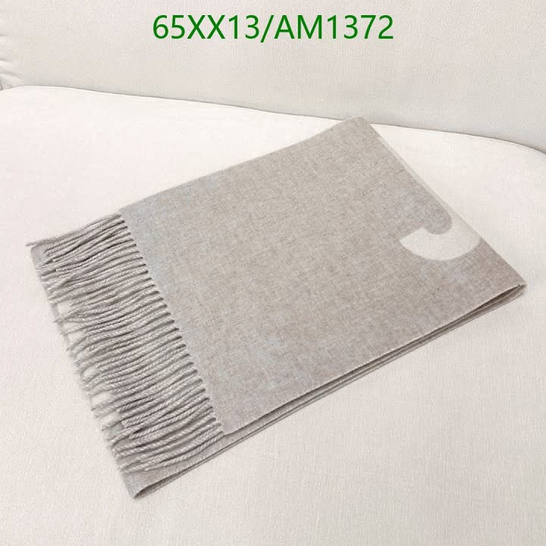 Jacquemus-Scarves Code: AM1372 $: 65USD