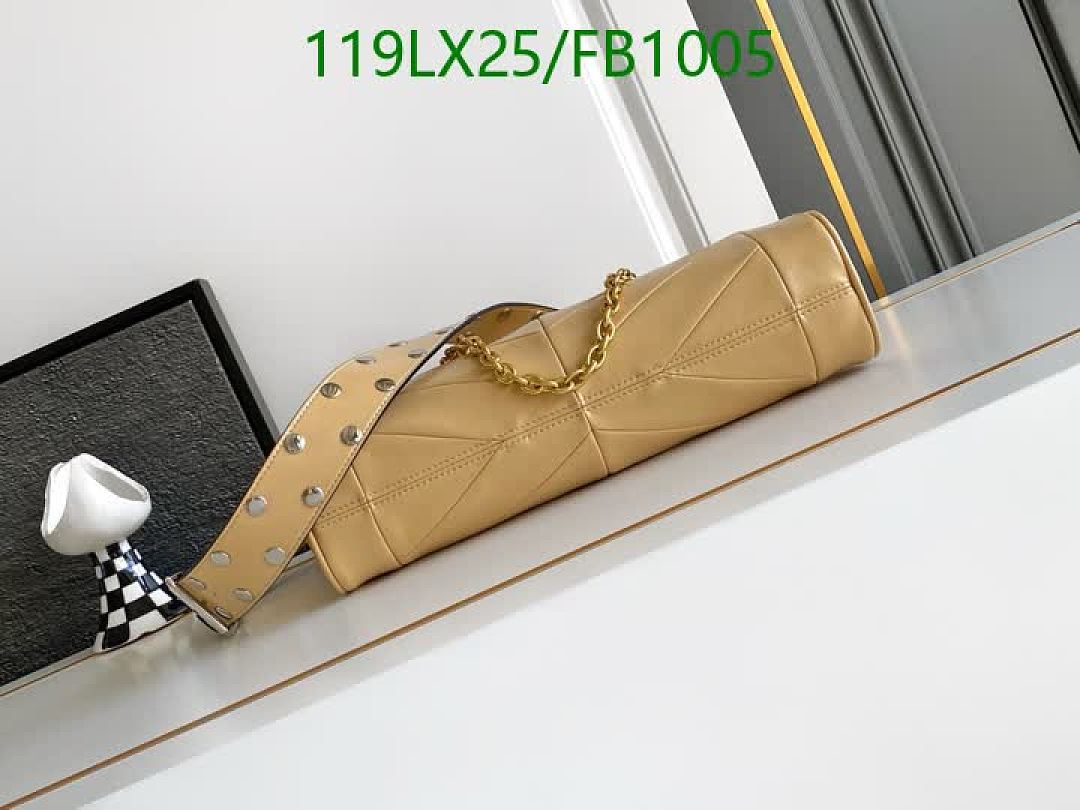 Valentino-Bags4A Quality Code: FB1005 $: 119USD