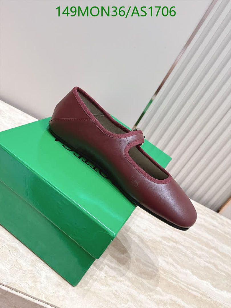 BV-Women Shoes Code: AS1706 $: 149USD