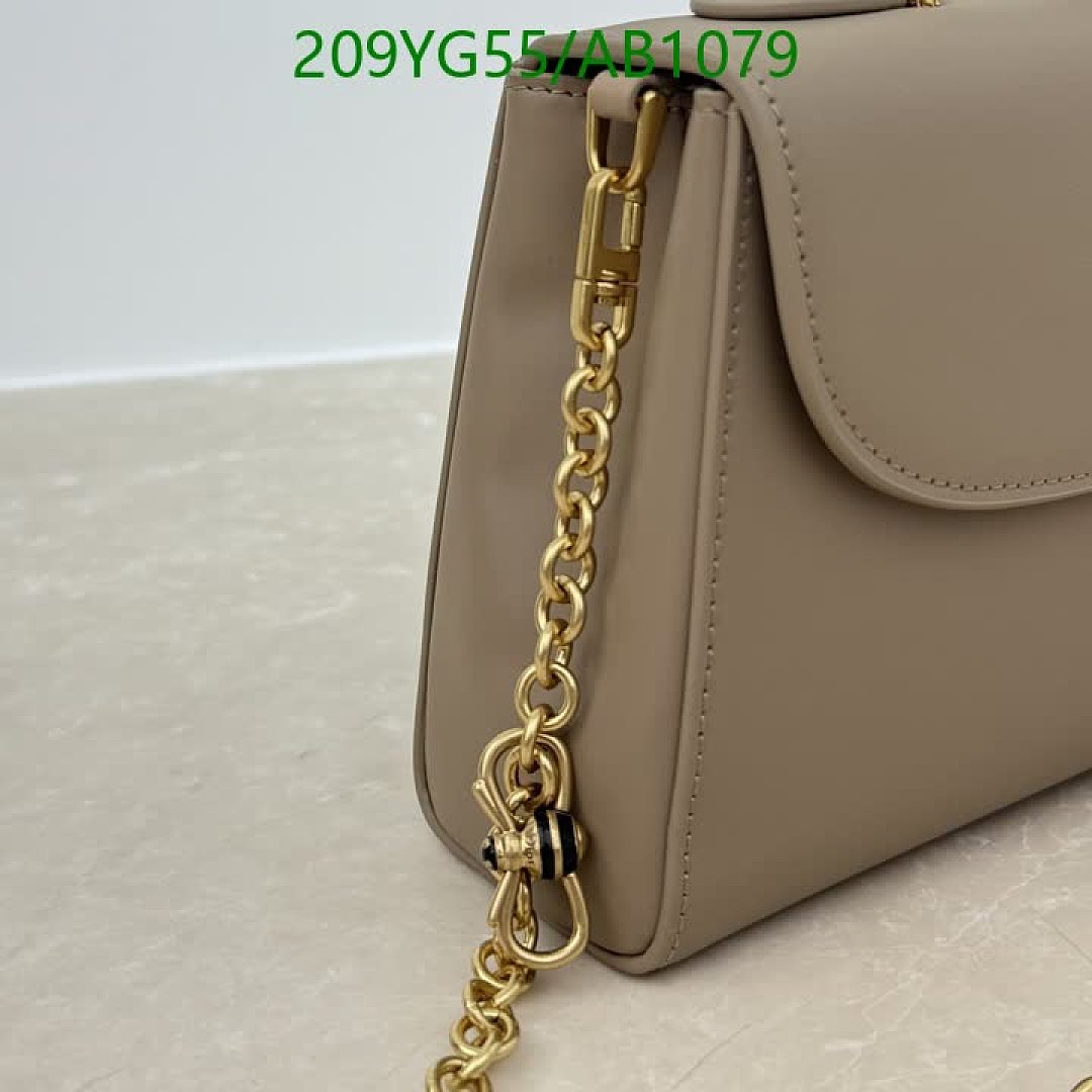 Dior-BagsMirror Quality Code: AB1079 $: 209USD