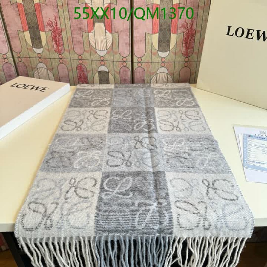 Loewe-Scarves Code: QM1370 $: 55USD