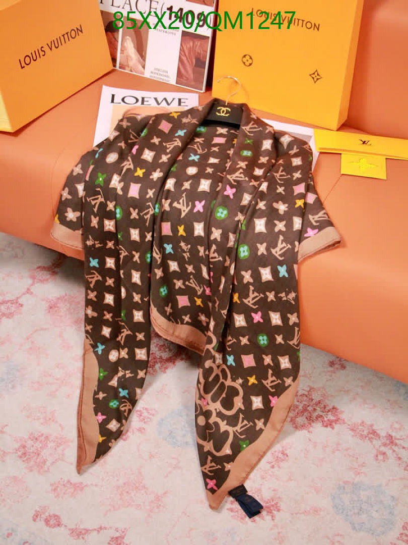 LV-Scarves Code: QM1247 $: 85USD