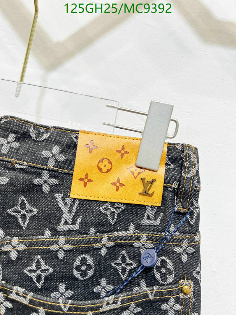 LV-Clothing Code: MC9392 $: 125USD