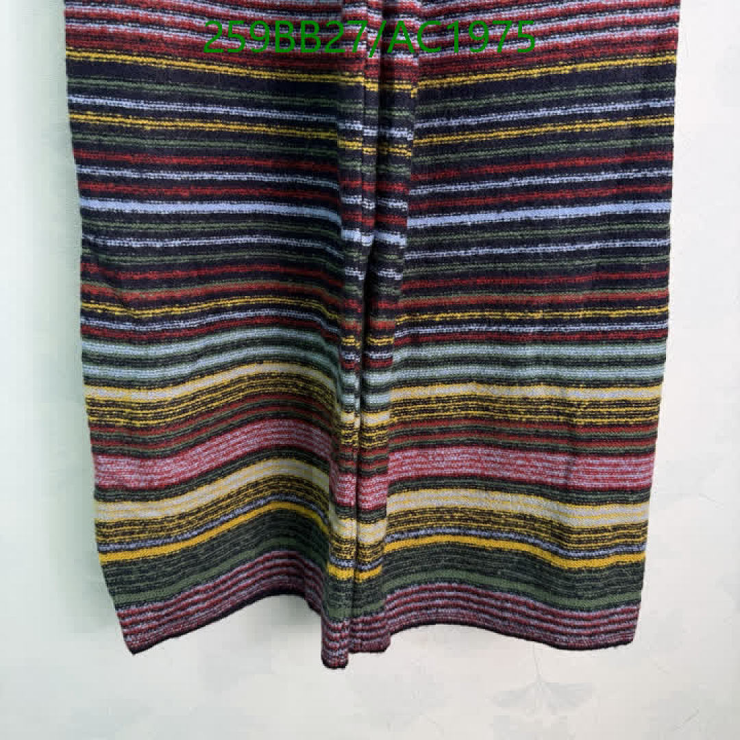 Chanel-Clothing Code: AC1975 $: 259USD