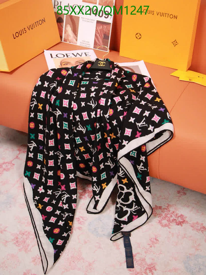 LV-Scarves Code: QM1247 $: 85USD