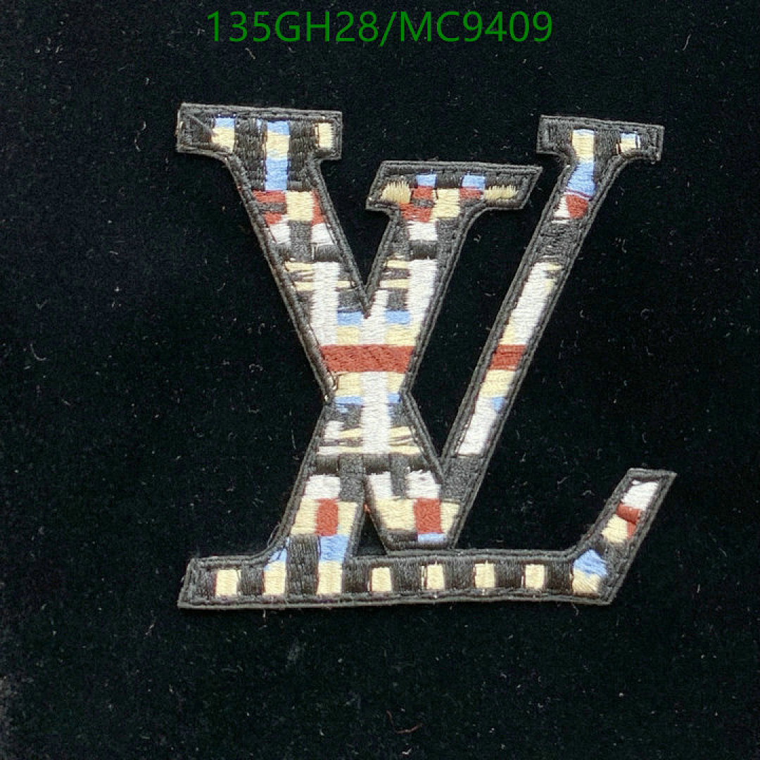LV-Clothing Code: MC9409 $: 135USD
