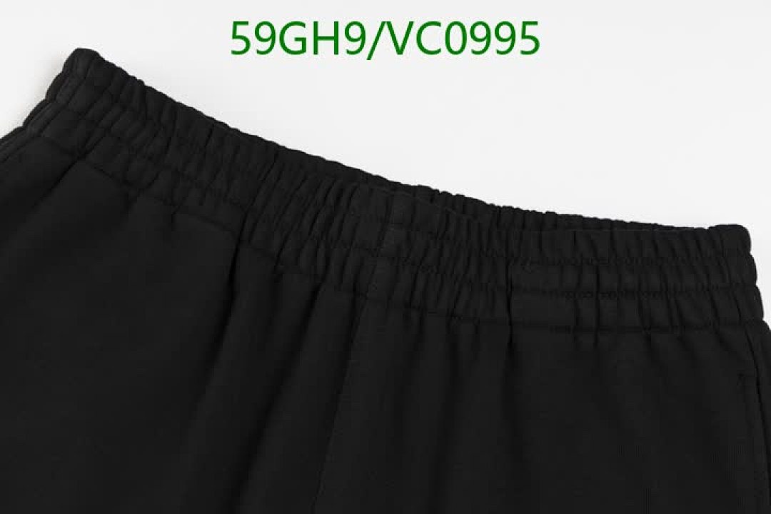 Burberry-Clothing Code: VC0995 $: 59USD