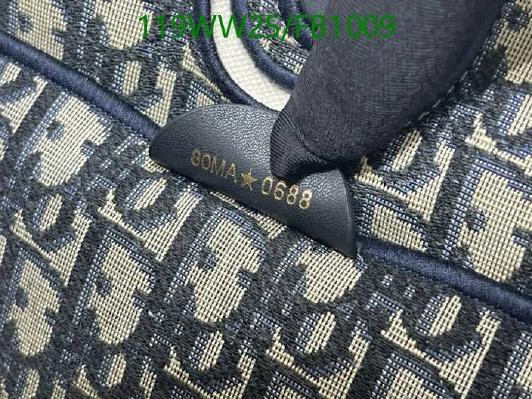 Dior-Bags4A Quality Code: FB1009 $: 119USD