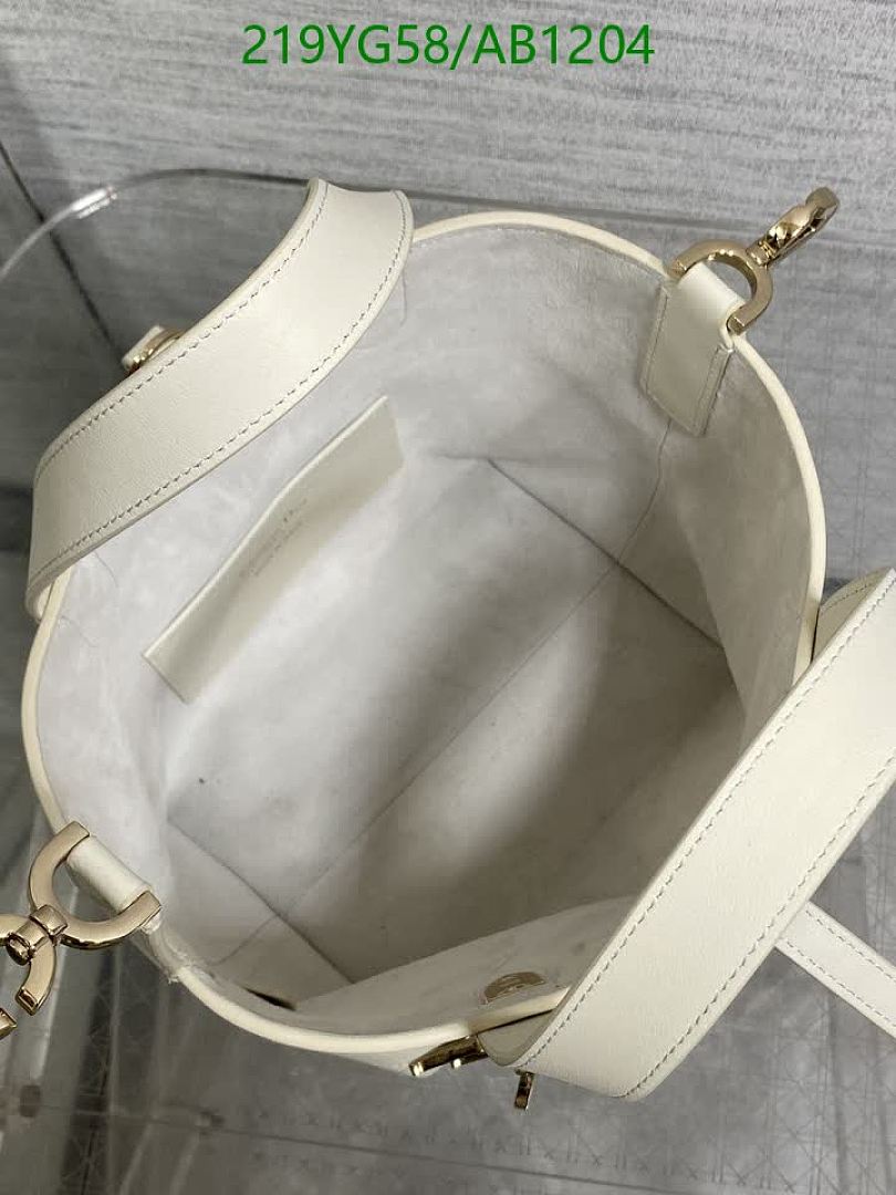 Dior-BagsMirror Quality Code: AB1204 $: 219USD