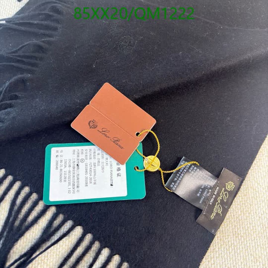 Loro Piana-Scarves Code: QM1222 $: 85USD