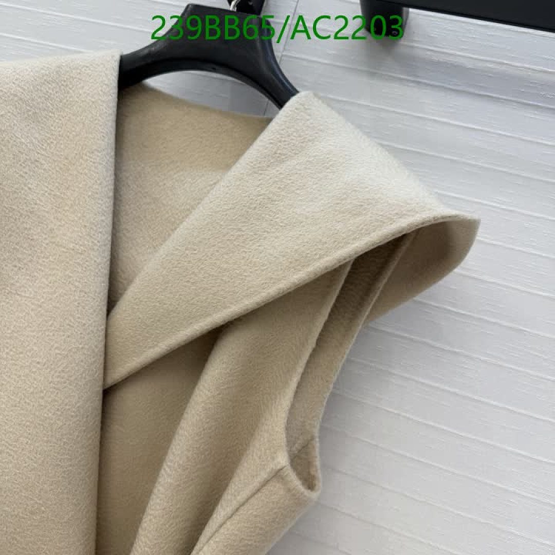 Alaia-Clothing Code: AC2203 $: 239USD