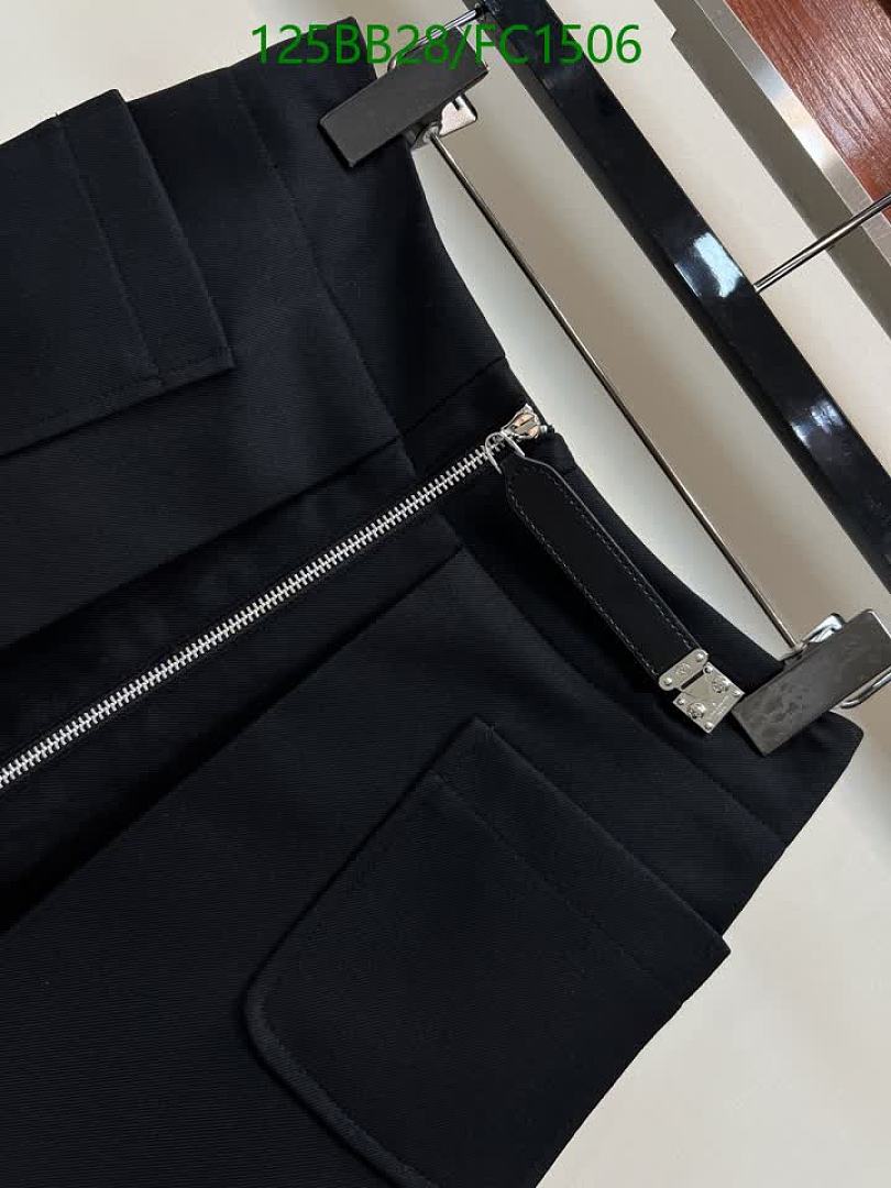 LV-Clothing Code: FC1506 $: 125USD