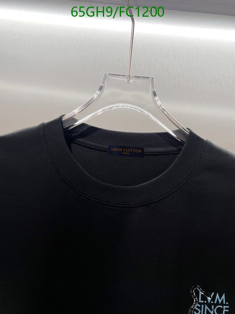 LV-Clothing Code: FC1200 $: 65USD