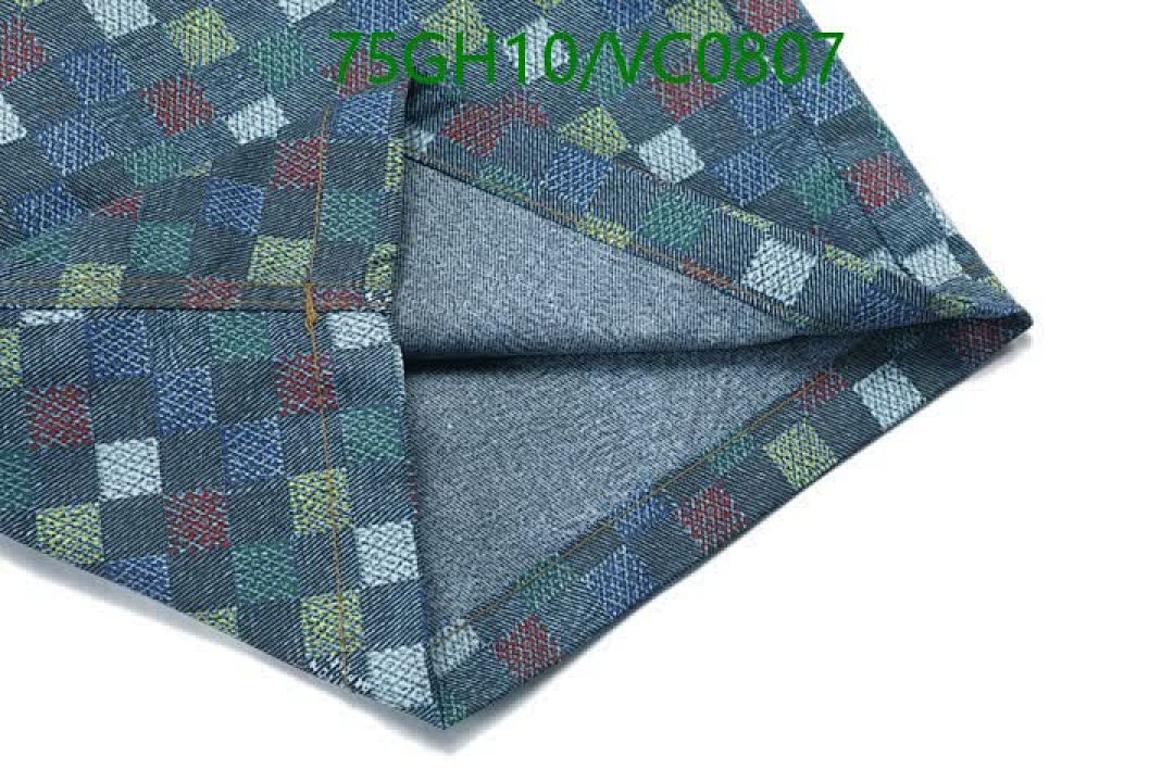 LV-Clothing Code: VC0807 $: 75USD