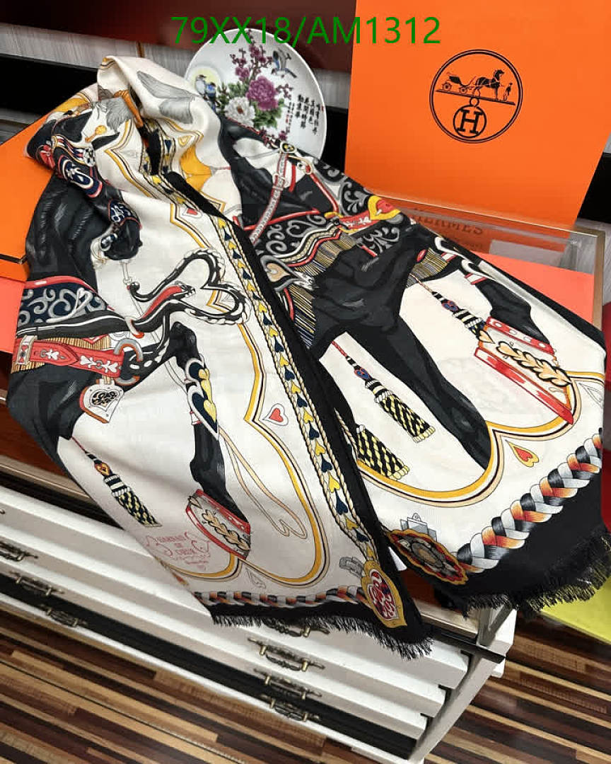 Hermes-Scarves Code: AM1312 $: 79USD