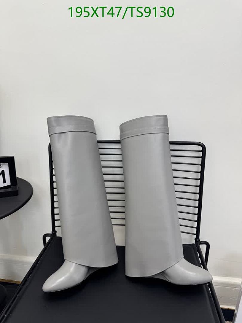 Boots-Women Shoes Code: TS9130 $: 195USD