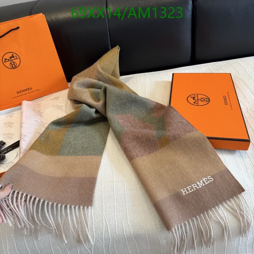 Hermes-Scarves Code: AM1323 $: 69USD