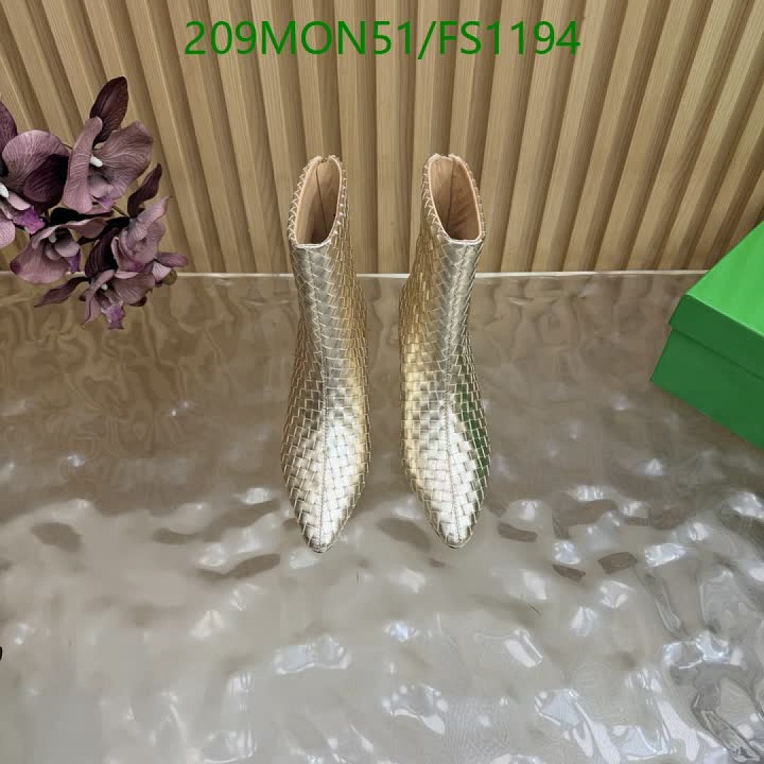 BV-Women Shoes Code: FS1194 $: 209USD