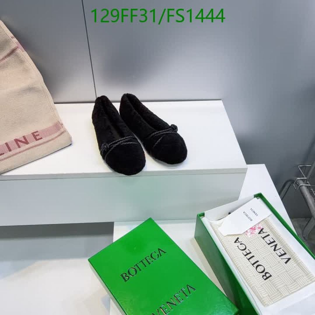 BV-Women Shoes Code: FS1444 $: 129USD
