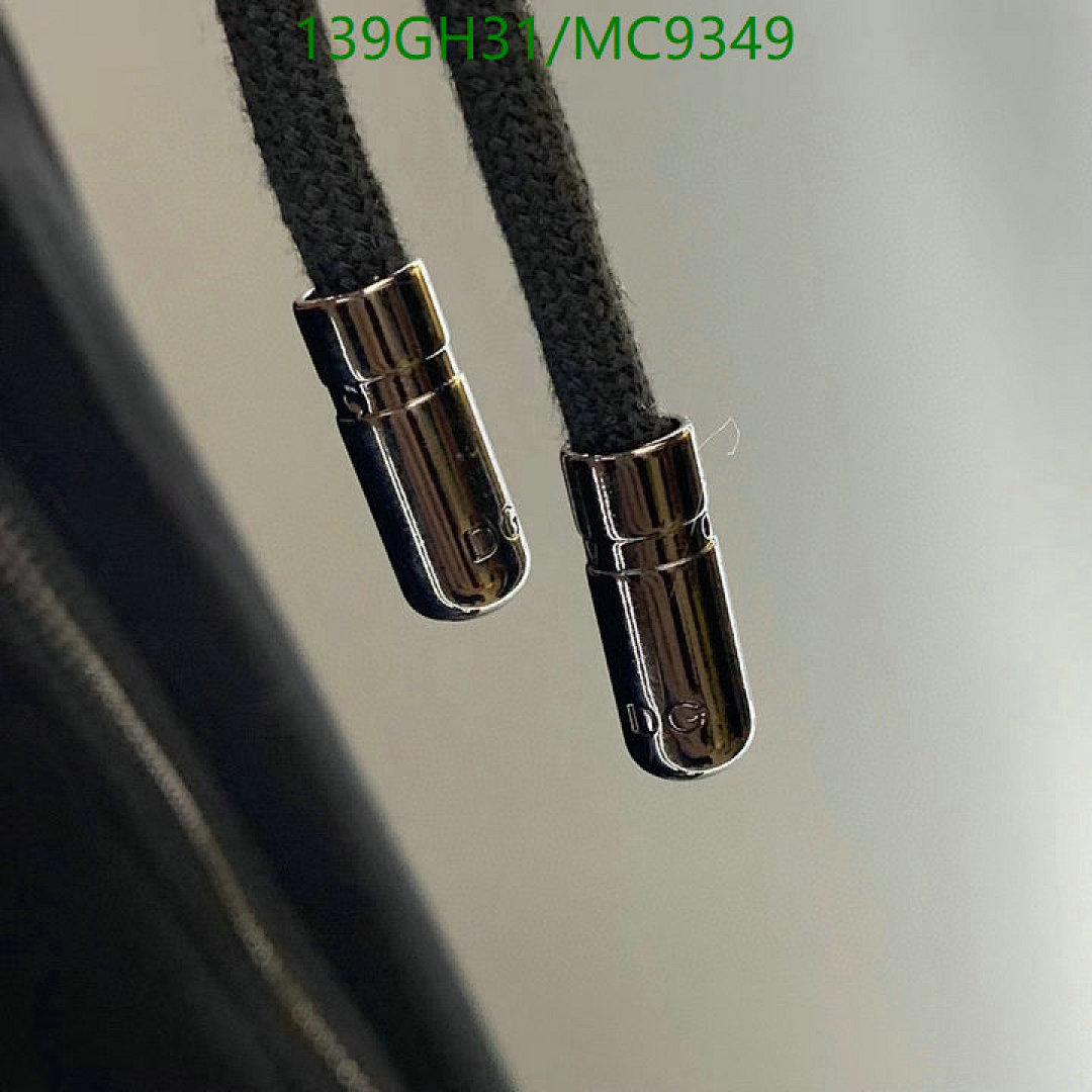 D&G-Clothing Code: MC9349 $: 139USD