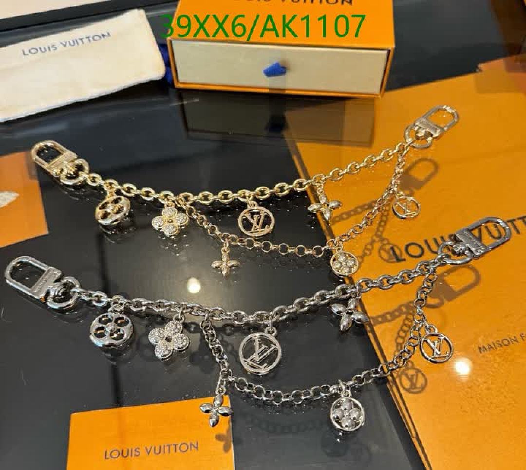 LV-Keychains & Charms Code: AK1107 $: 39USD