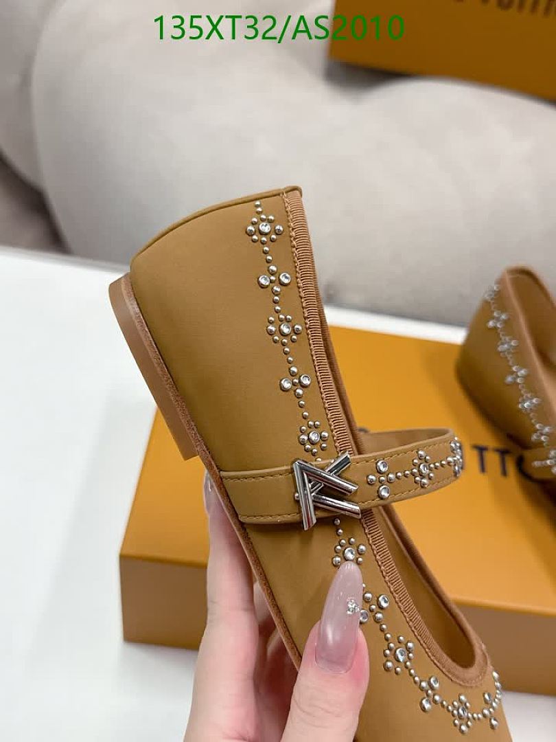 LV-Women Shoes Code: AS2010 $: 135USD