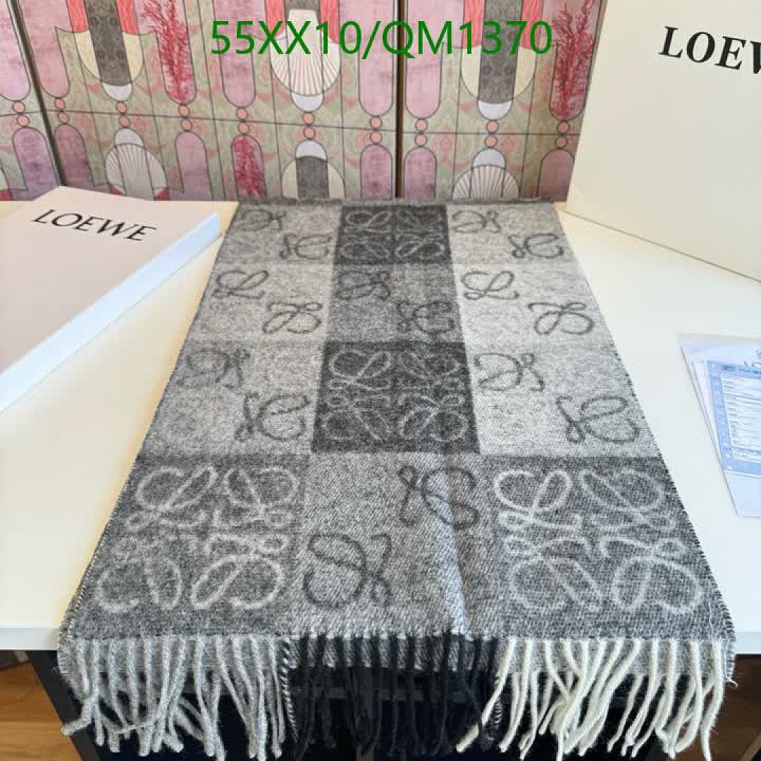 Loewe-Scarves Code: QM1370 $: 55USD