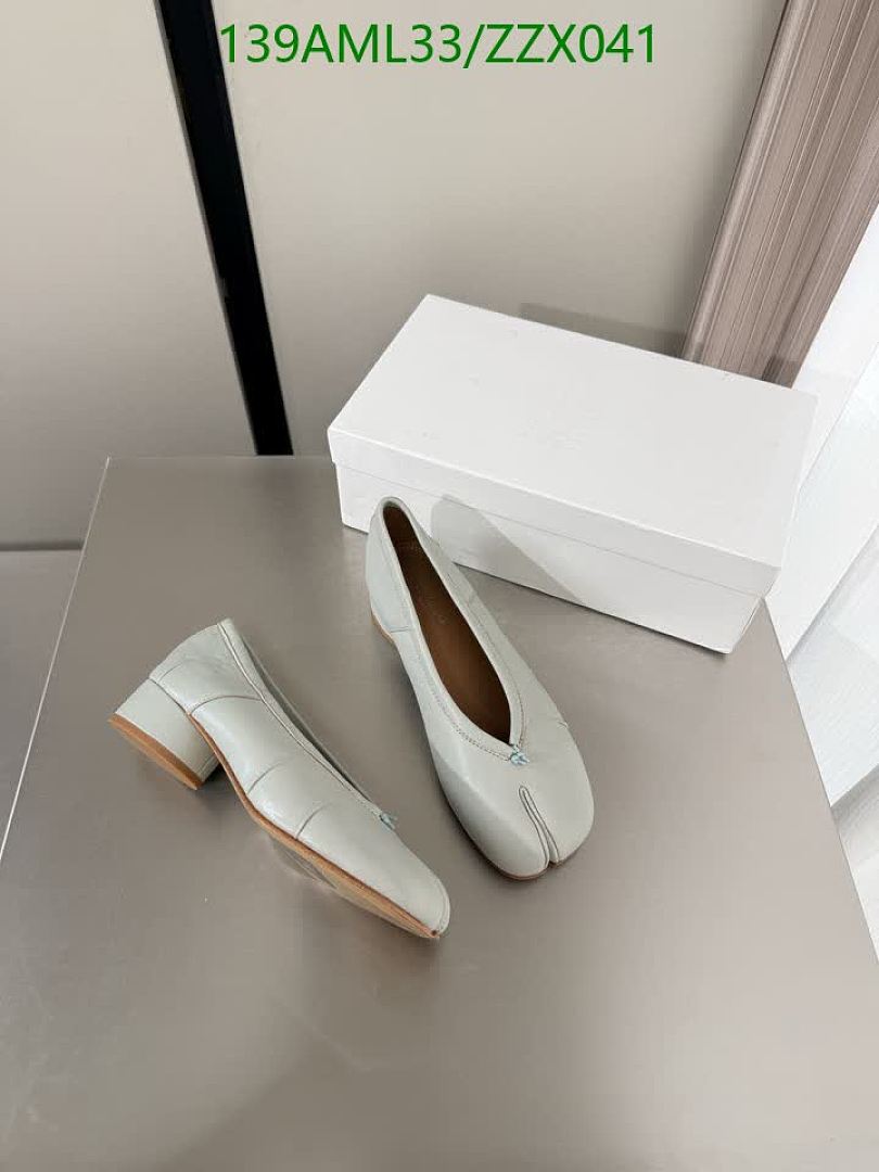 MM6-Women Shoes Code: ZZX041 $: 139USD