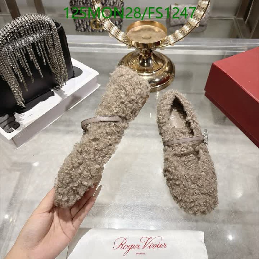 Roger Vivier-Women Shoes Code: FS1247 $: 125USD