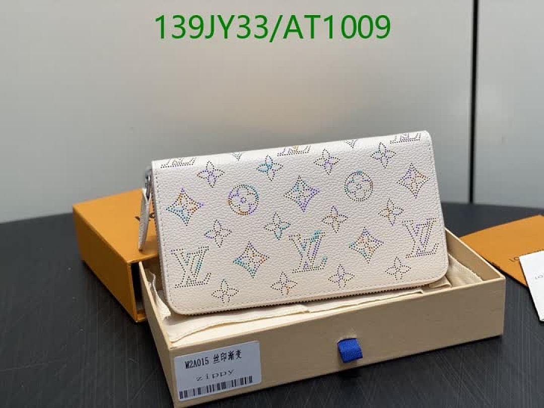 LV-WalletsMirror Quality Code: AT1009 $: 139USD