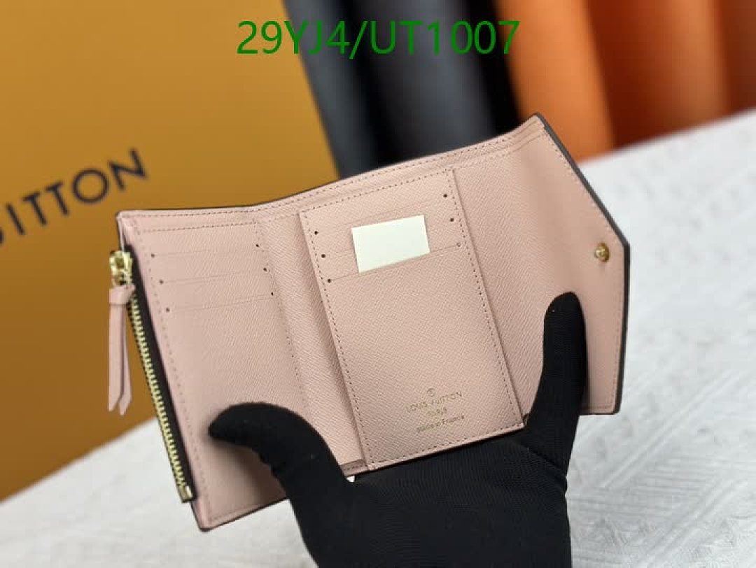 LV-Wallets-4A Quality Code: UT1007 $: 29USD
