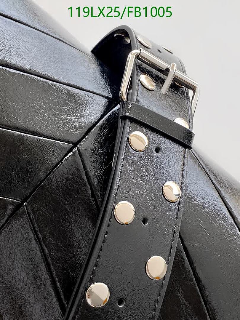 Valentino-Bags4A Quality Code: FB1005 $: 119USD