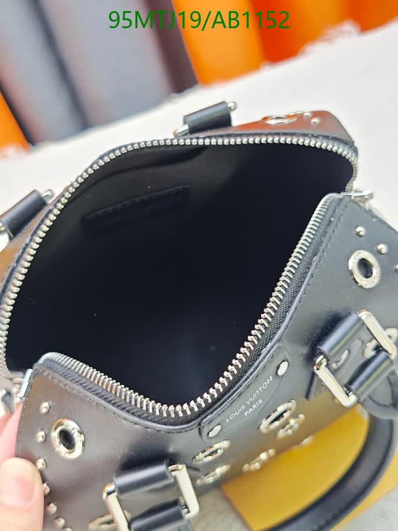 LV-Bags4A Quality Code: AB1152 $: 95USD