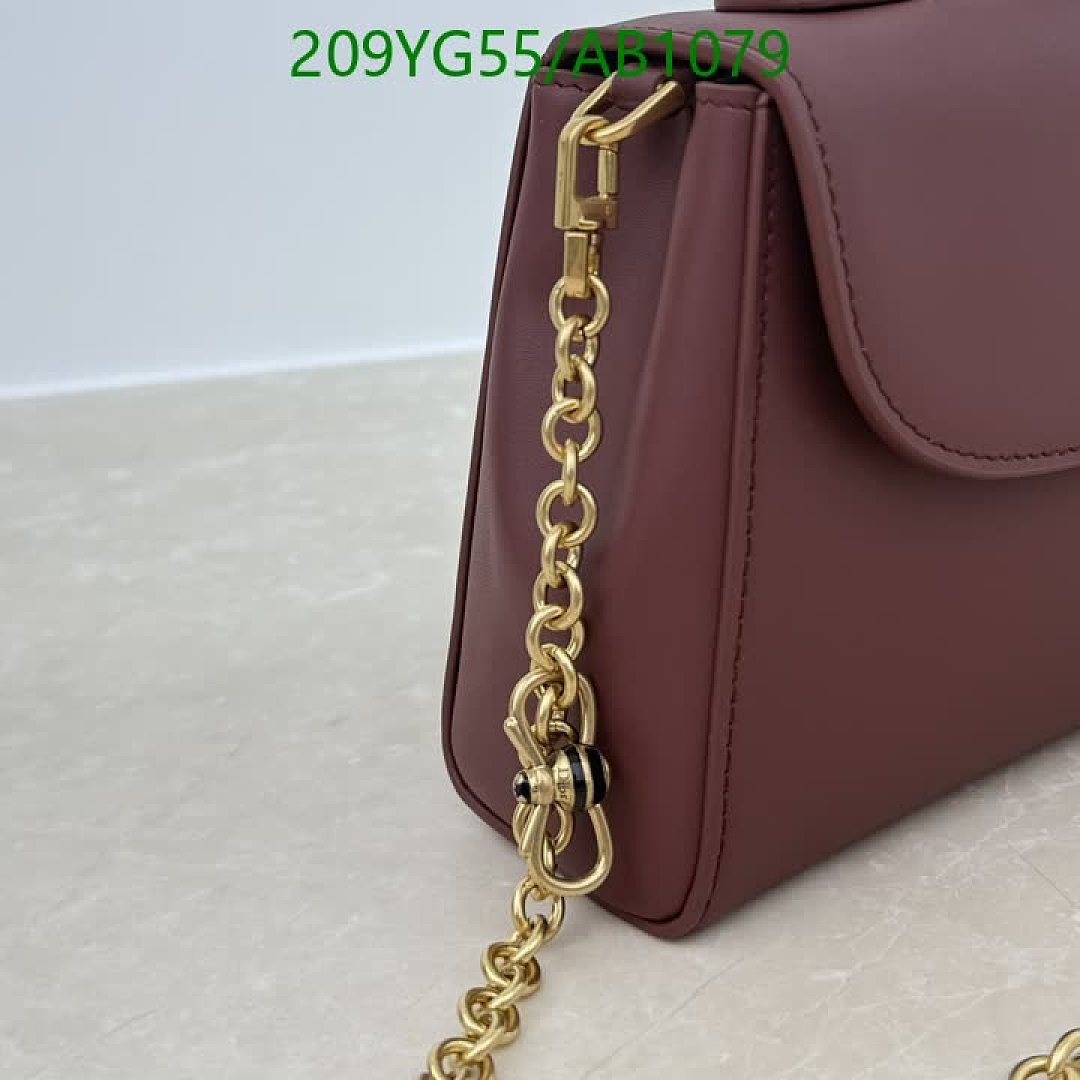 Dior-BagsMirror Quality Code: AB1079 $: 209USD