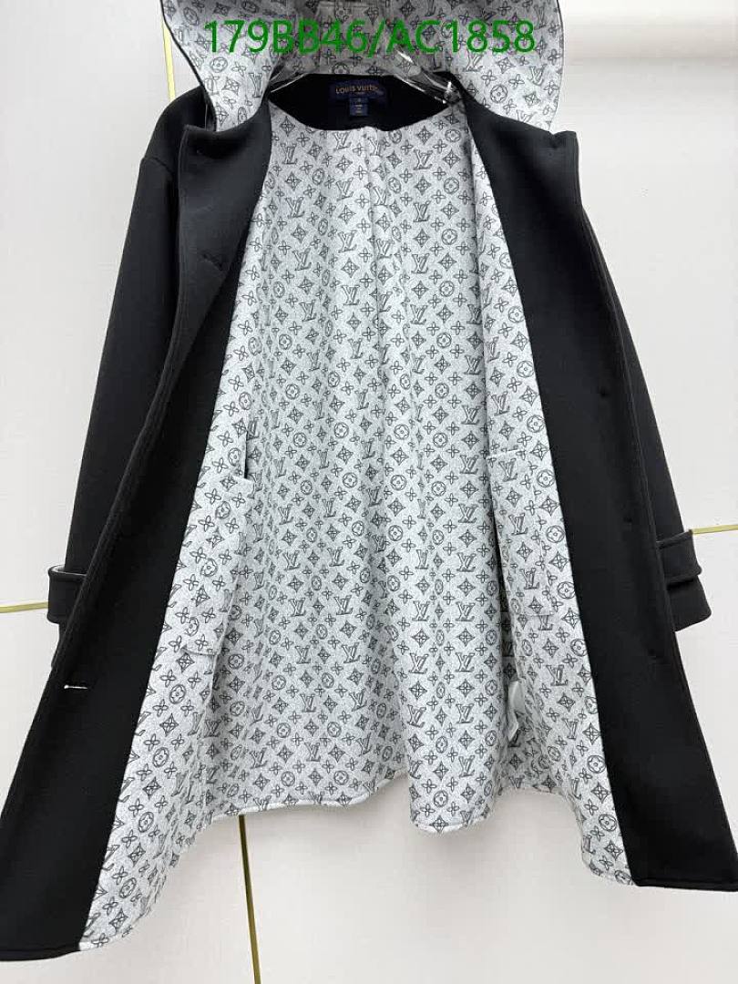 LV-Clothing Code: AC1858 $: 179USD