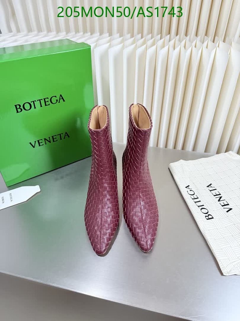 BV-Women Shoes Code: AS1743 $: 205USD