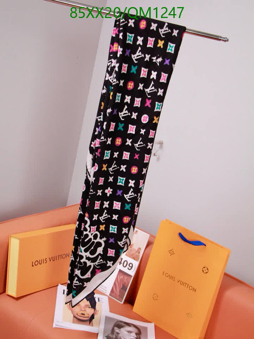 LV-Scarves Code: QM1247 $: 85USD