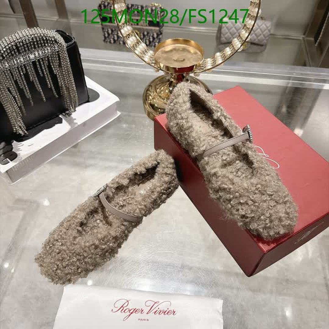 Roger Vivier-Women Shoes Code: FS1247 $: 125USD