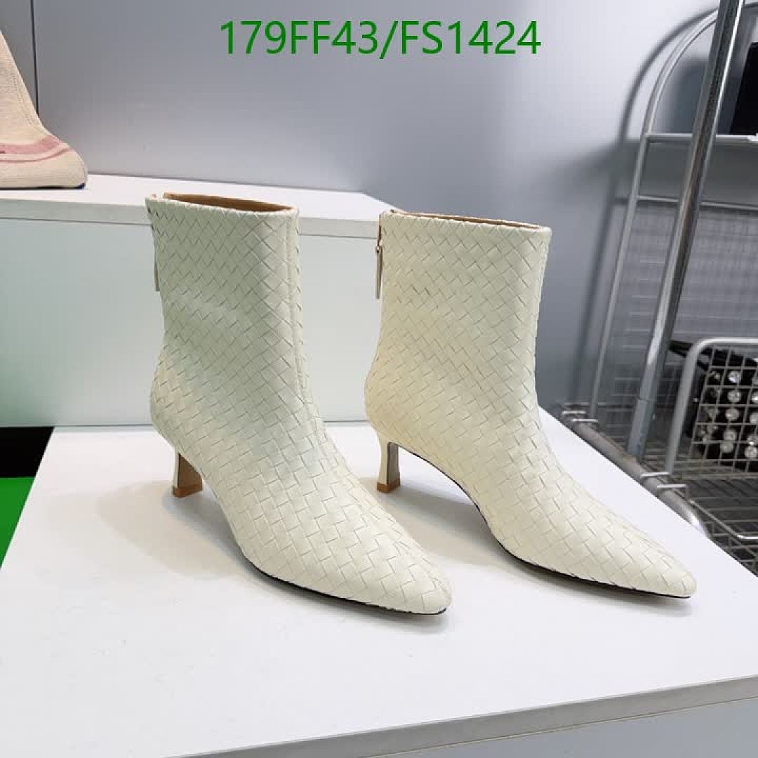 BV-Women Shoes Code: FS1424 $: 179USD