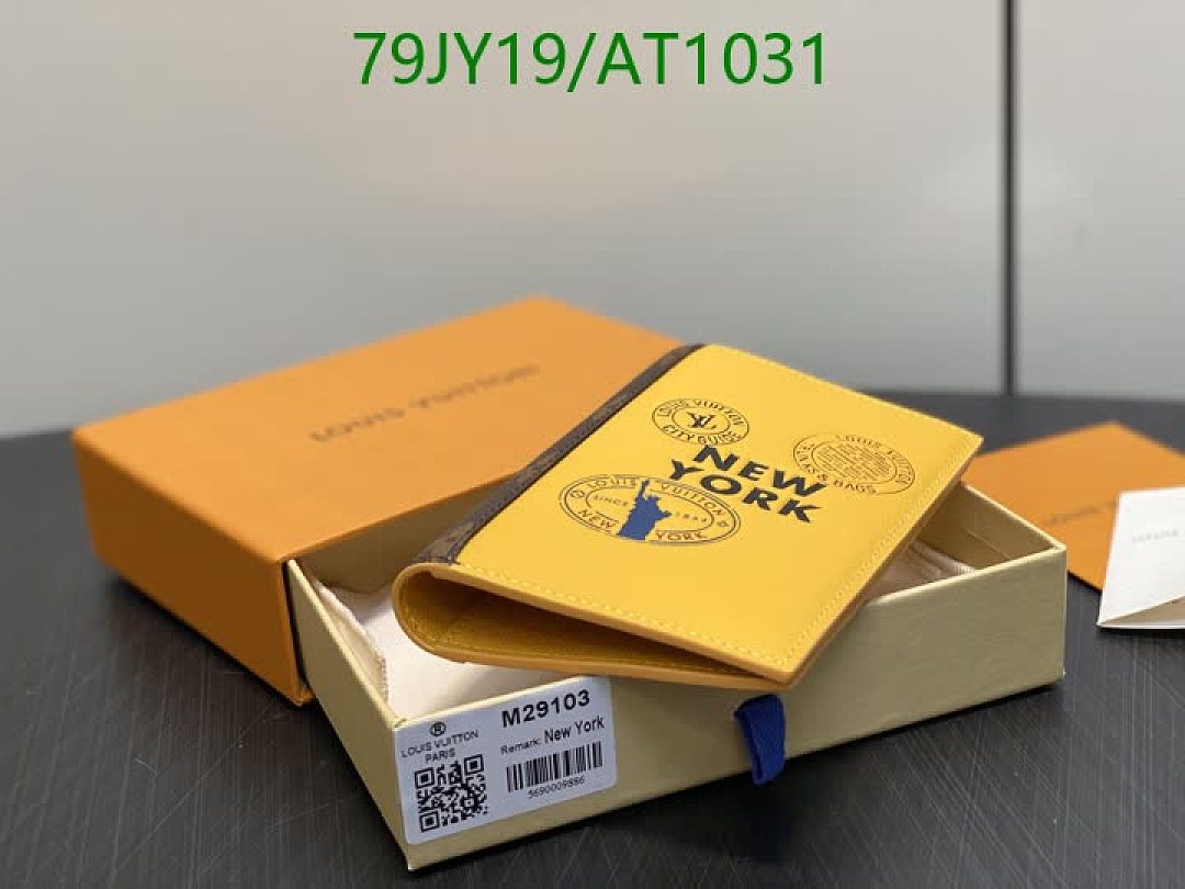 LV-WalletsMirror Quality Code: AT1031 $: 79USD
