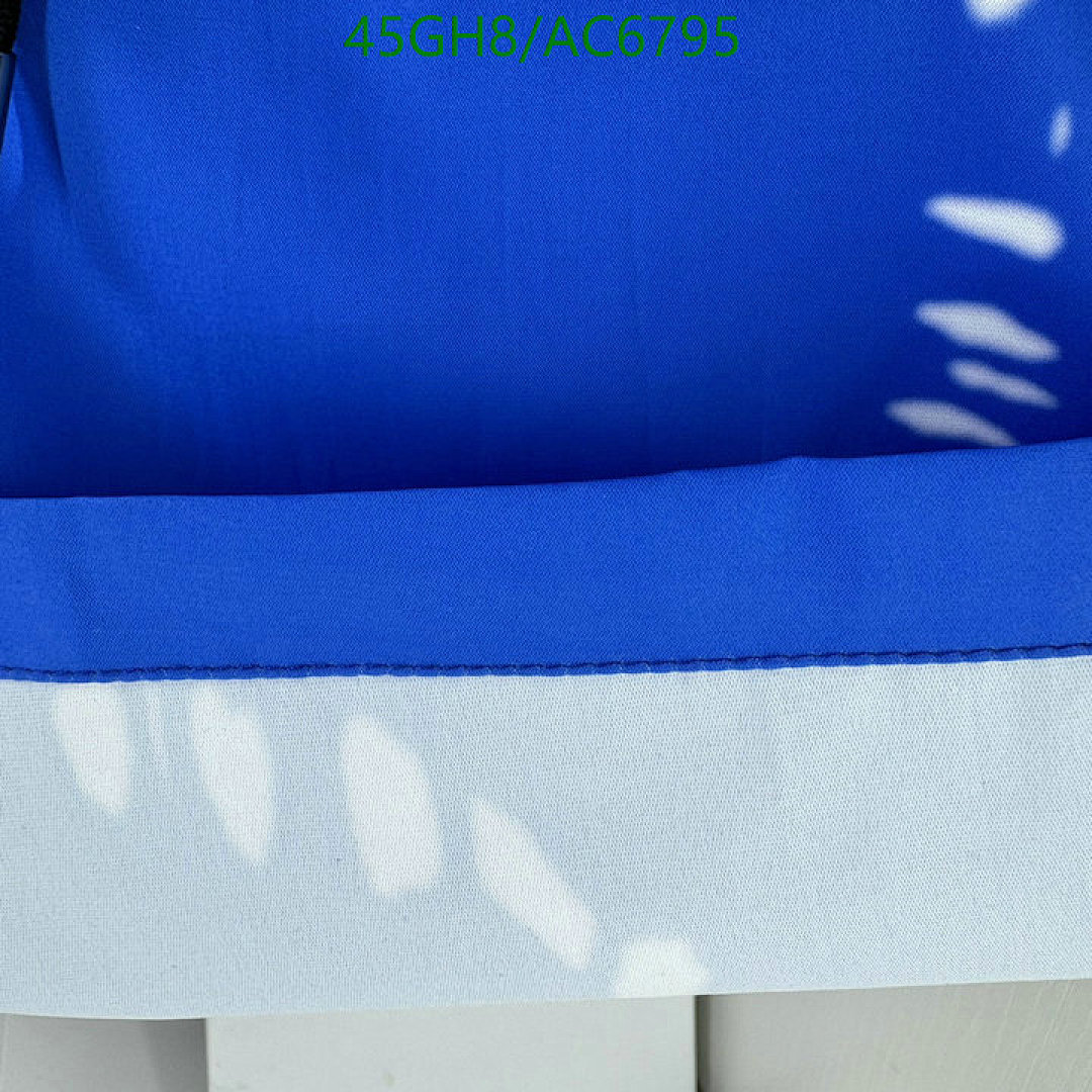 LV-Clothing Code: AC6795 $: 45USD