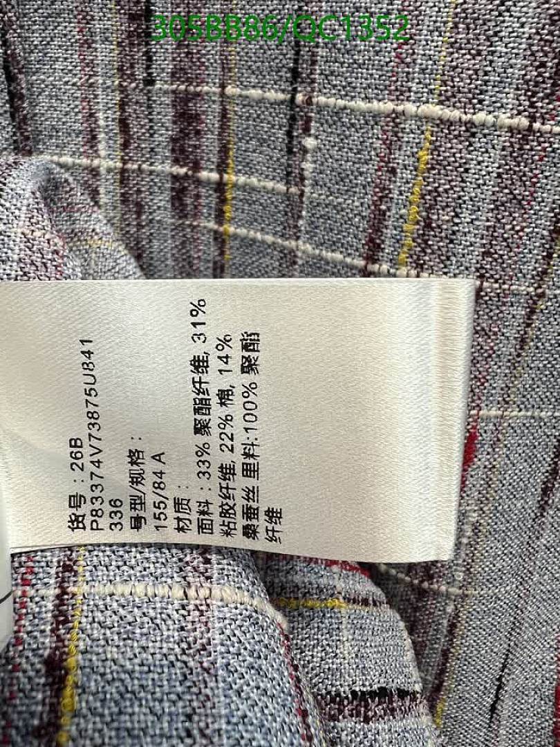 Chanel-Clothing Code: QC1352 $: 305USD
