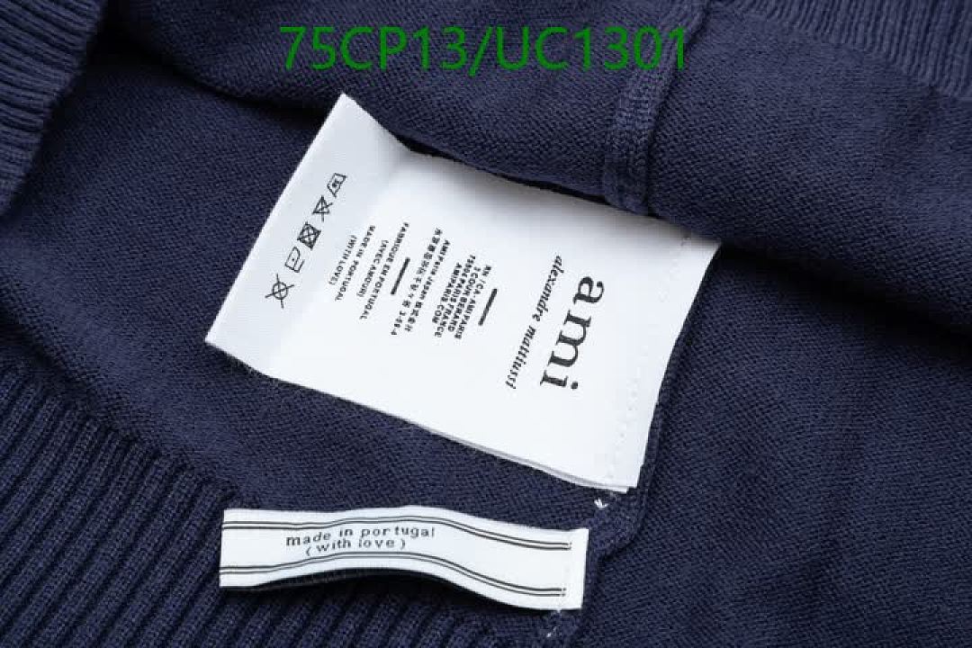 AMI-Clothing Code: UC1301 $: 75USD
