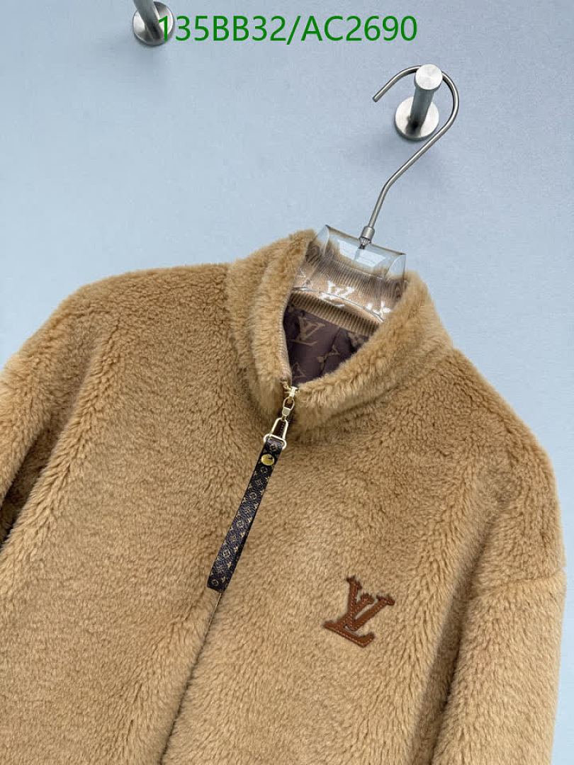 LV-Clothing Code: AC2690 $: 135USD