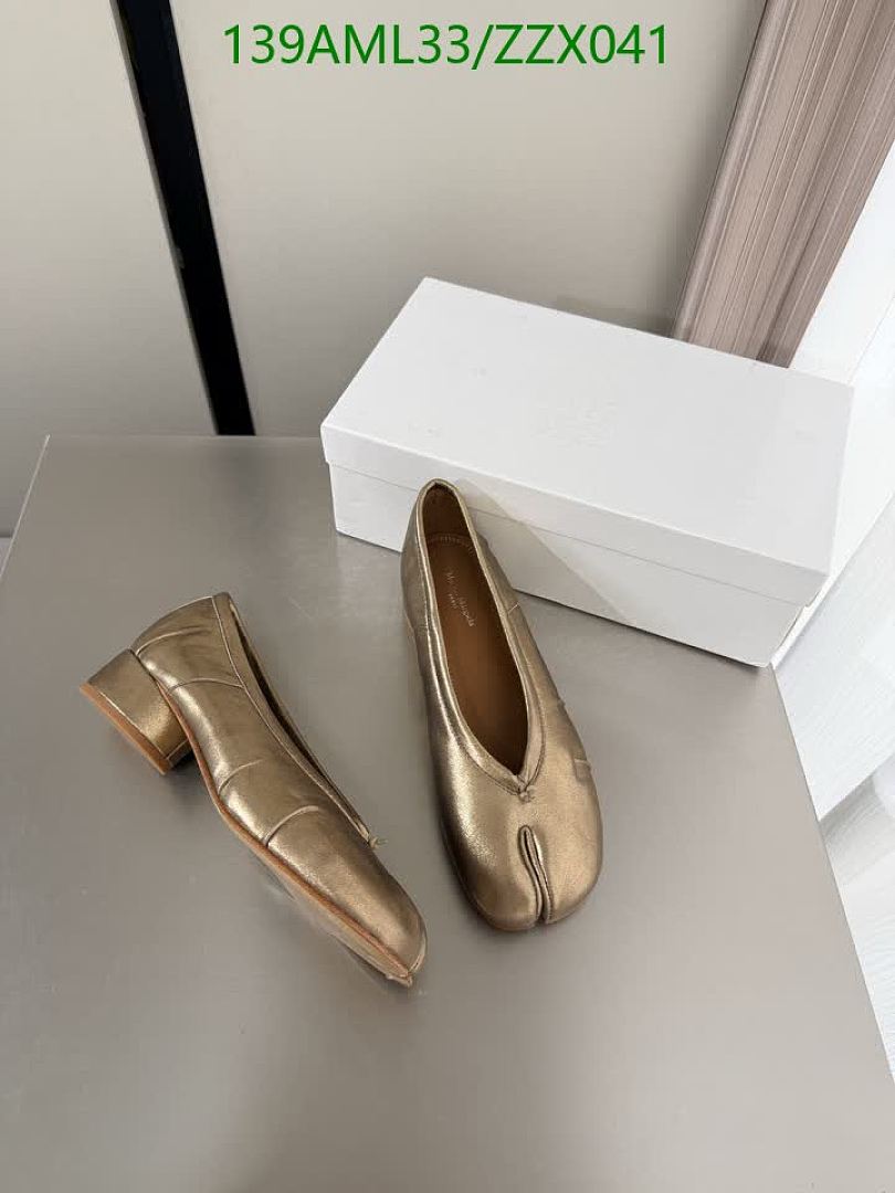 MM6-Women Shoes Code: ZZX041 $: 139USD