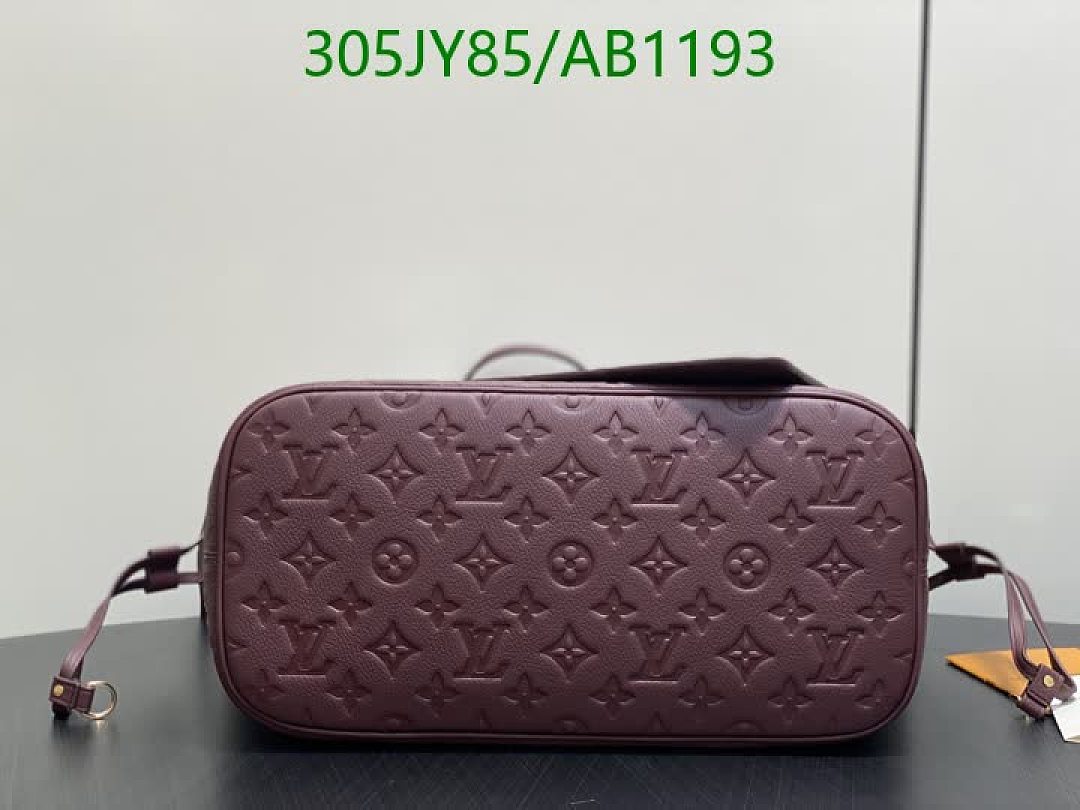 LV-BagsMirror Quality Code: AB1193 $: 305USD