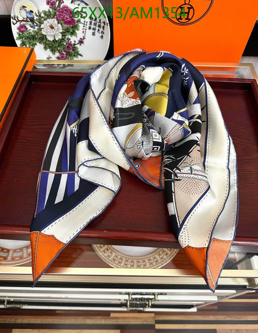 Hermes-Scarves Code: AM1354 $: 65USD
